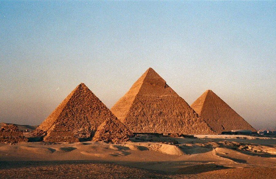 Mokslininkai apstulbę: Didžioji Gizos piramidė gali būti tūkstančiais metų senesnė nei manėme