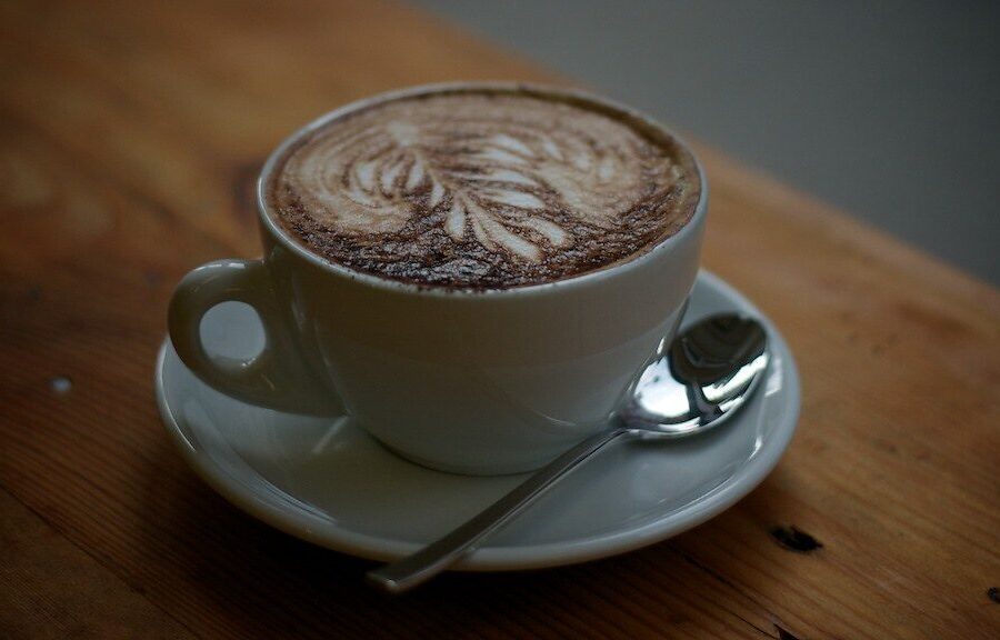 Namų kava visada per karti? Šis vienas mažas ingredientas ją pavers švelnia ir aromatinga