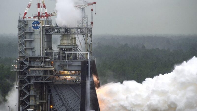 20 milijardų dolerių bazei Mėnulyje: NASA netikėtai stabdo vieną ambicingiausių projektų