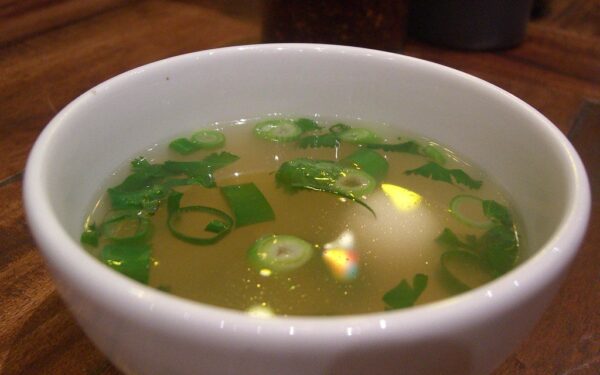 Šefas atskleidė paslaptį: taip vištienos sriuba tampa kremiška ir be pieno