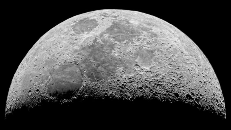 Pusę amžiaus kankinusi mįslė įminta: „Apollo“ mėginiai slėpė tikrąją mėnulio tiesą