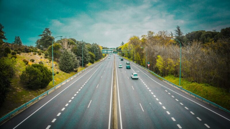 Vairuotojai susidurs su pokyčiais: pranešama apie mažinamą leistiną greitį ir tai dar ne viskas