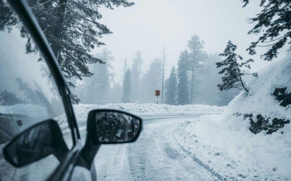 Priešgaisrinė gelbėjimo tarnyba įspėja: jei paliksite tai automobilyje, nelaimė gali būti neišvengiama