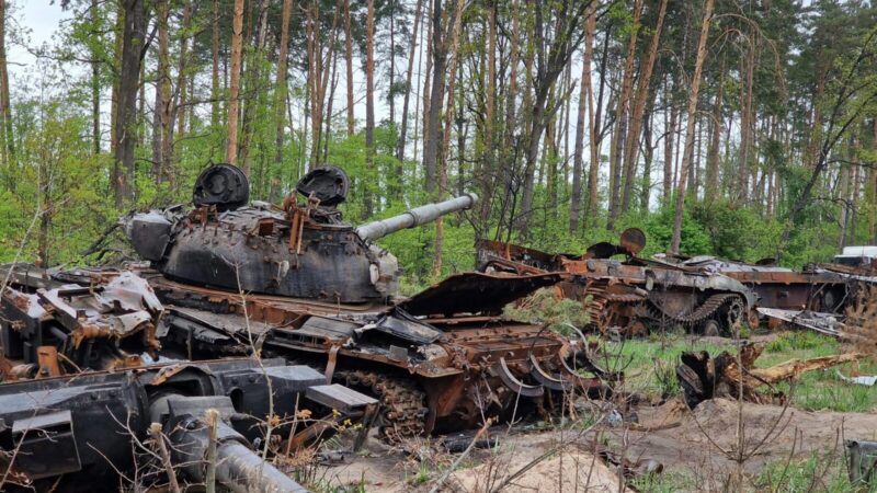 Frontas be karių? Ukraina pristatė kovinį robotą, kuris gali kovoti savaitėmis be žmogaus