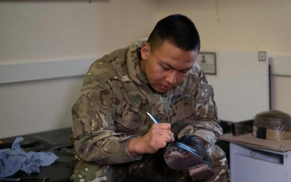 Rusijos vadų abejingumas pribloškė: sužeisti kareiviai siunčiami atgal į kovą