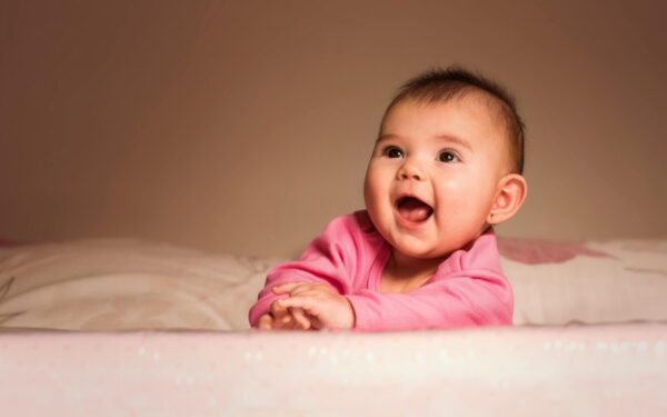 Kinijos gyventojų skaičius traukiasi: rekordiškai mažas gimstamumas ir auganti senjorų banga