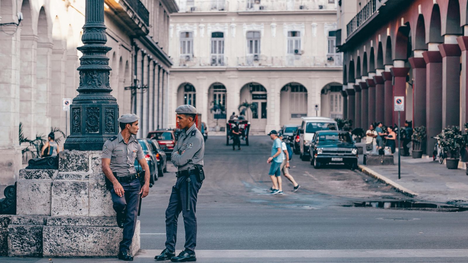 Įtampa tarp JAV ir Kubos auga: Havana ruošiasi galimai karinei grėsmei