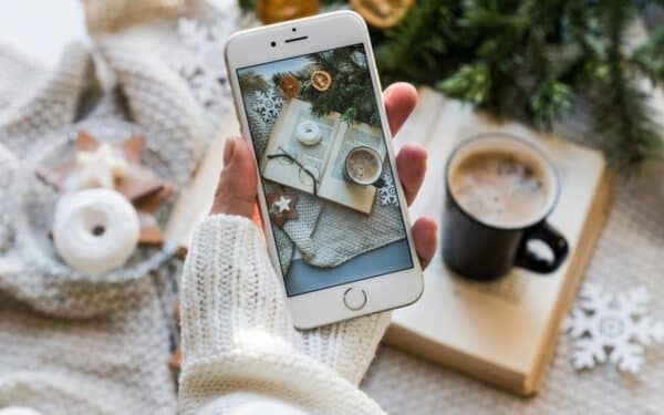 „Apple“ ruošiasi revoliucijai: ateityje debiutuosiantis „iPhone“ modelis turės įspūdingą kamerą