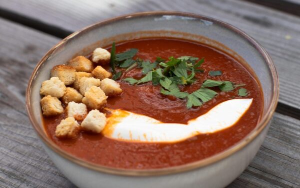 Pamirškite riebią grietinėlę: šis paprastas priedas sriubą pavers baltymų bomba