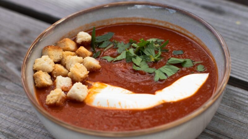 Pamirškite riebią grietinėlę: šis paprastas priedas sriubą pavers baltymų bomba