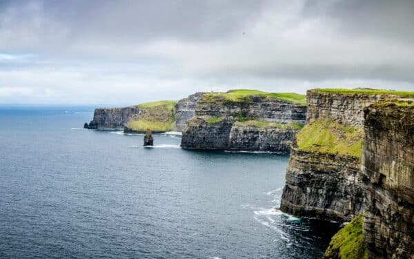 Ar Lietuva dar spės? Ši šalis iš skurdžiausios Europos kampo virto milijardierių rojumi