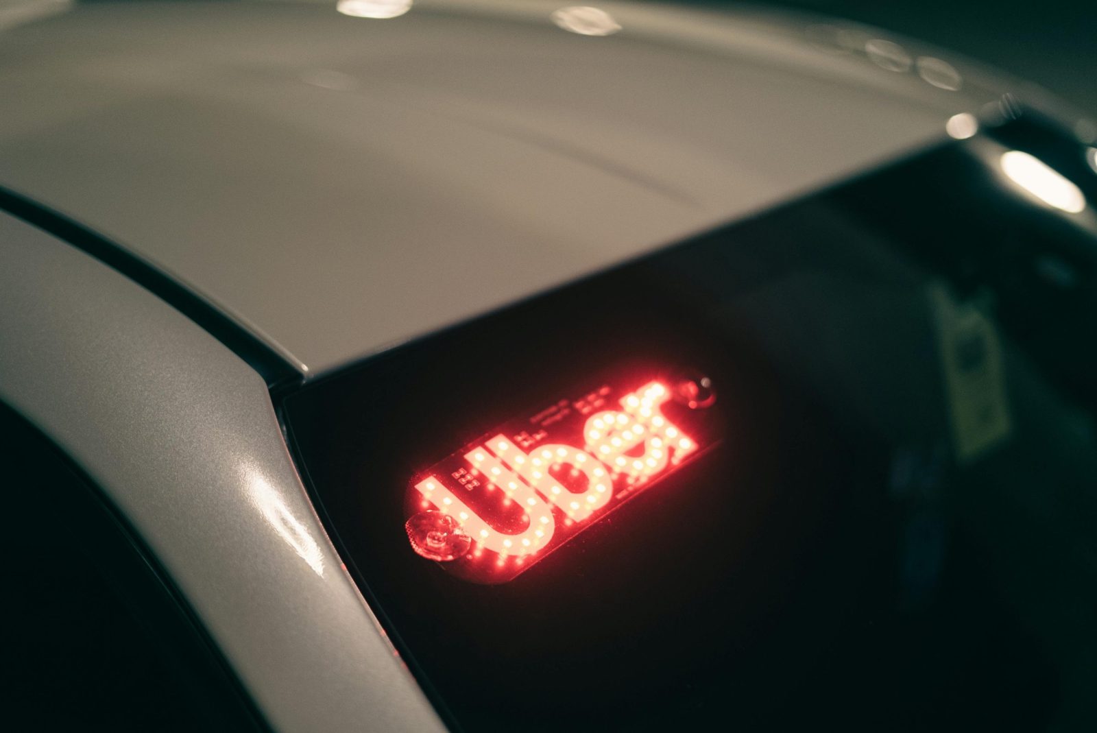 Ar vairuotojai taps nereikalingi? „Uber“ pokyčiai atskleidė, kas laukia keleivių