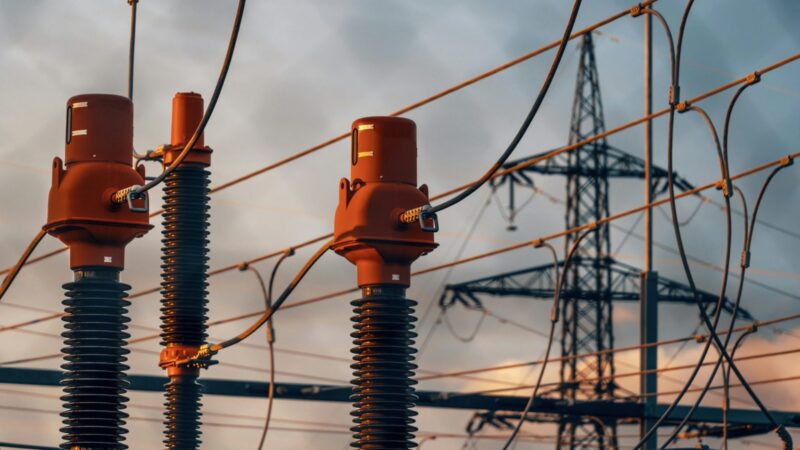 Kremlius vėl smogė skaudžiausiai: be elektros liko ištisi Odesos rajonai