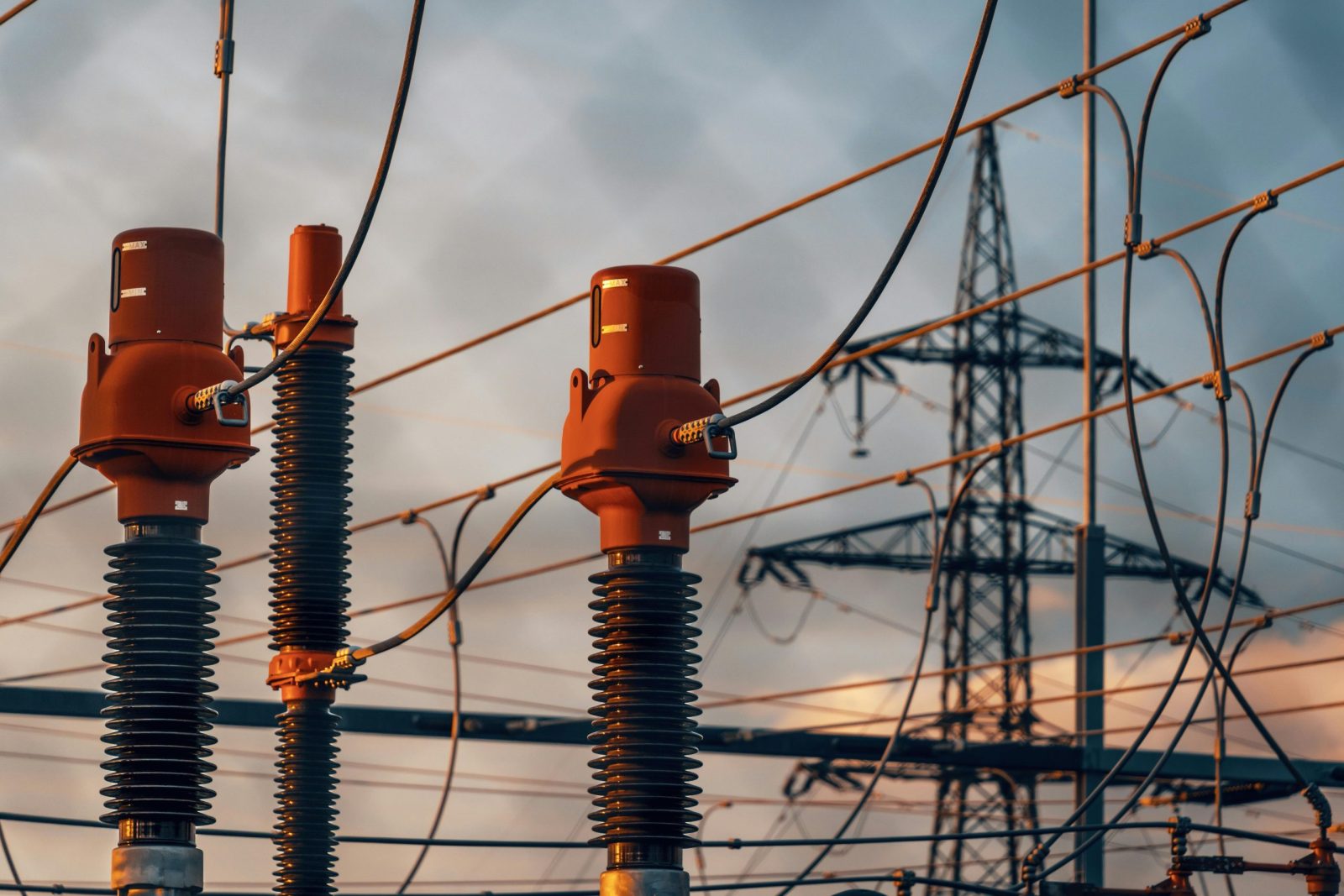 Kremlius vėl smogė skaudžiausiai: be elektros liko ištisi Odesos rajonai