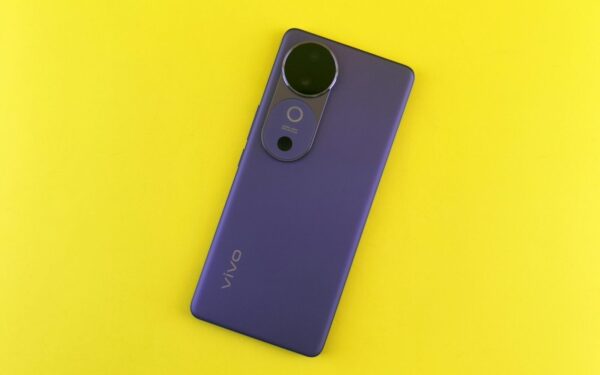 Šis telefonas gali pakeisti profesionalų fotoaparatą: pristatytas neregėtas sprendimas