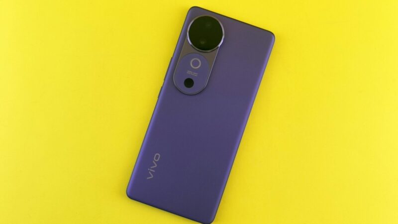 Šis telefonas gali pakeisti profesionalų fotoaparatą: pristatytas neregėtas sprendimas
