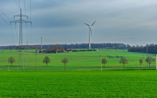 „Elektrum Lietuva“: šalyje reikšmingas elektros kainų kritimas, per savaitė sumažėjo 22 proc.