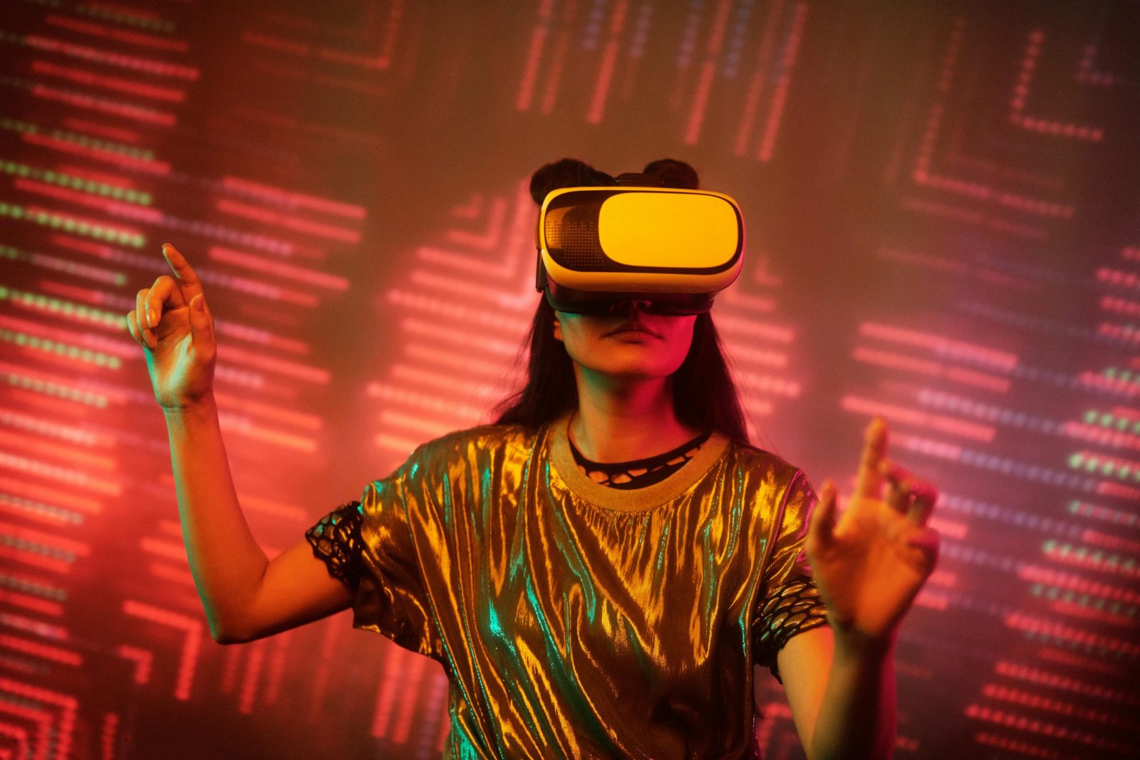 Markas Zuckerbergas nusileido: kodėl „Horizon Worlds“ visgi nebus uždarytas?
