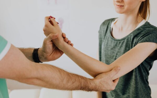 Skauda sąnarius? Mokslininkai atskleidė naują būdą, kaip nanodalelės padės įveikti ligą