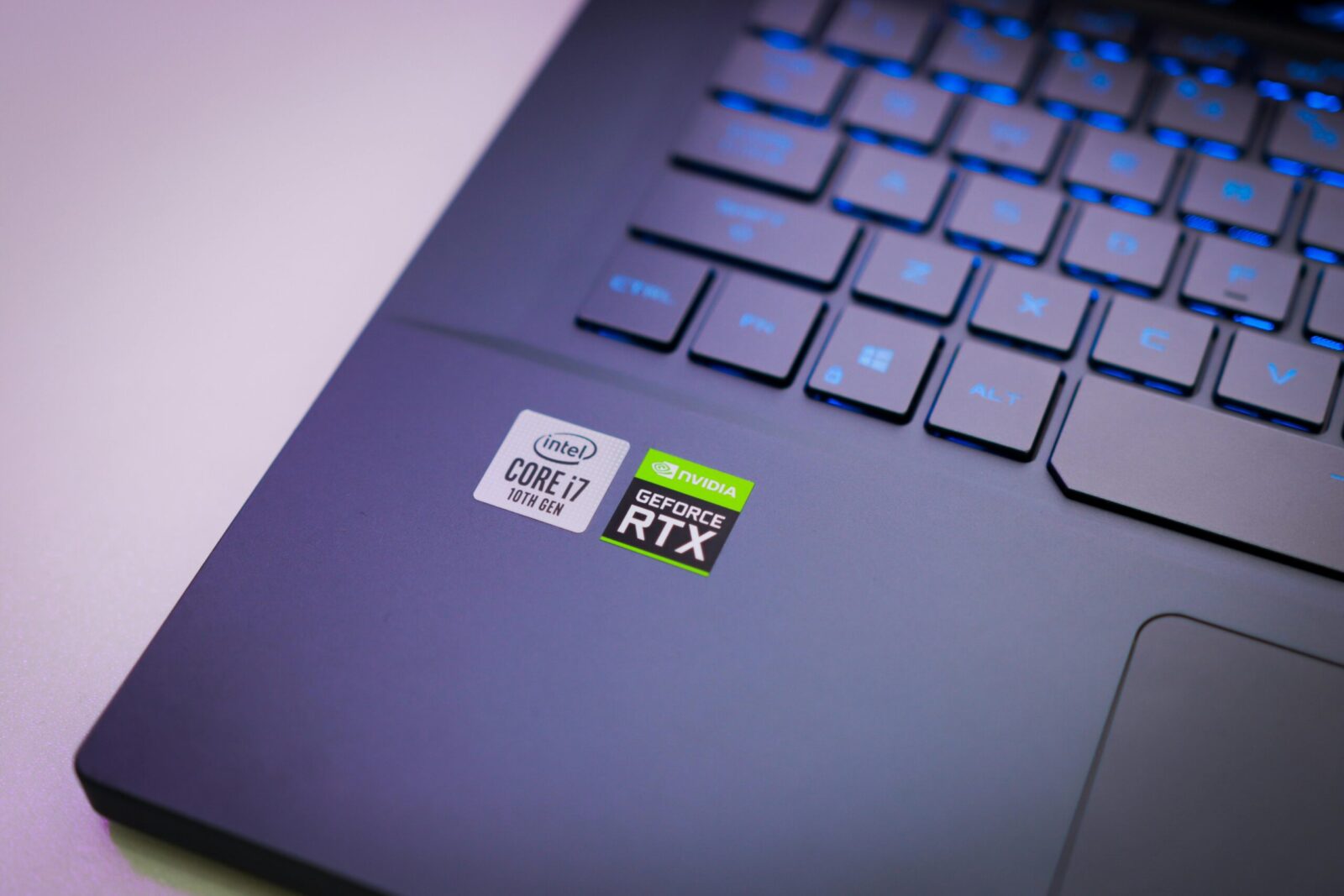 6 kartus daugiau kadrų per sekundę: „NVIDIA“ atskleidė DLSS 4.5 galią, skirtą tik „RTX 50“ serijai