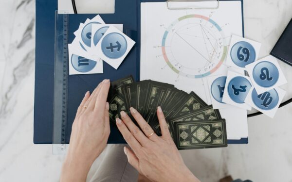 02-21 dienos horoskopas: šiems zodiako ženklams nusimato puikios perspektyvos meilėje