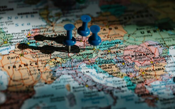 Netikėtas posūkis: Merzo partijos atstovas kviečia atnaujinti dialogą su Rusija