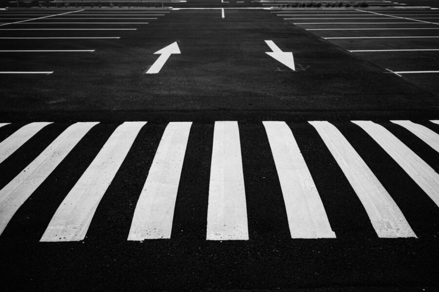 Jonavoje – incidentas: automobilis kliudė per peręją ėjusią moterį