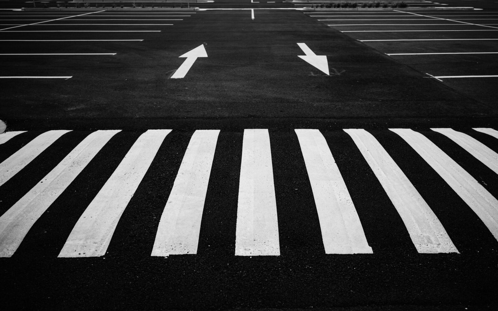 Jonavoje – incidentas: automobilis kliudė per peręją ėjusią moterį