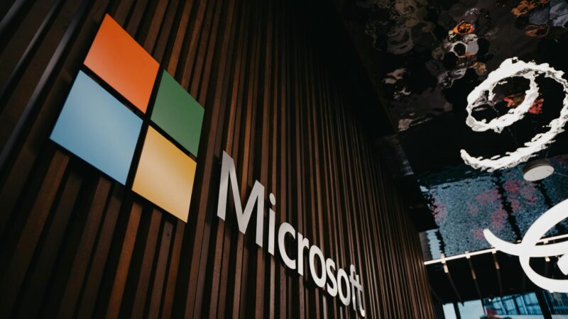 „Microsoft“ vėl atsidūrė po padidinamuoju stiklu: kokie pokyčiai laukia vartotojų?