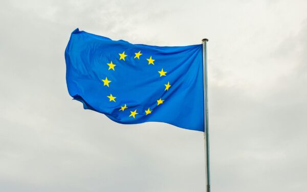 ES ministrai renkasi Briuselyje: spręs dėl 90 mlrd. eurų paskolos Ukrainai ir naujų sankcijų Rusijai