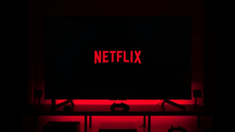 Kas nuodija jaunų vyrų protus? „Netflix“ parodys tamsiąją interneto pusę ir vyriškumo krizę