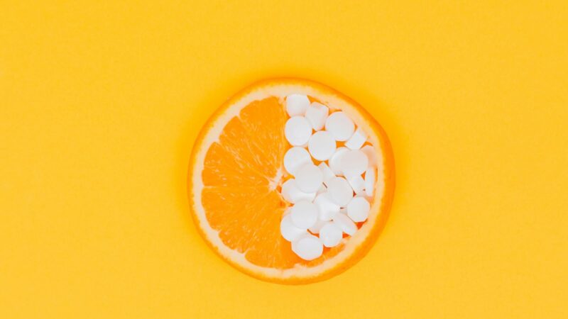 Vitaminas C ir peršalimas: atskleidė, populiarieji papildai jums iš tikrųjų būtini