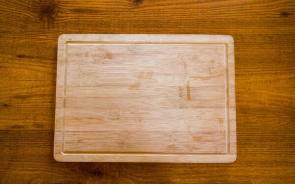 9 iš 10 žmonių daro šią klaidą: sužinokite, kokia pjaustymo lentelė iš tiesų gadina jūsų įrankius