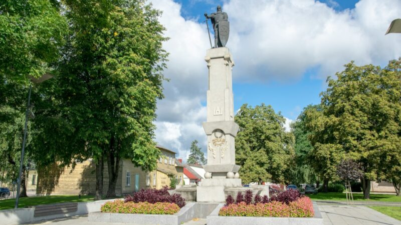 Po atleidimo – netikėtas posūkis: savivaldybėje įdarbintas direktorės pusbrolis