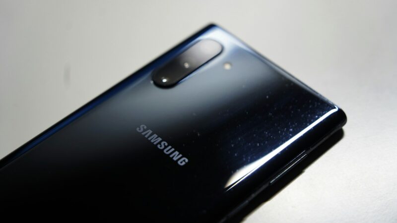Planuojate pirkti naują telefoną? Sužinokite, kodėl verta palaukti kito „Samsung“