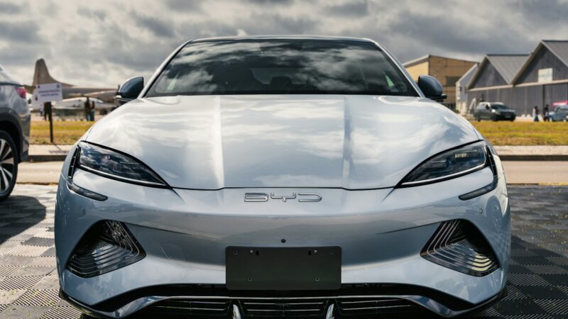 Šios baterijos pakeis viską: kodėl elektromobiliai gali staiga atpigti 40 proc.?