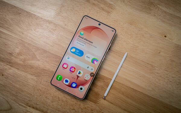 Pagaliau tai įmanoma: štai kaip „Samsung“ savininkai gali siųsti failus į „iPhone“ įrenginius