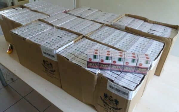 Lietuva trina nelegalų pėdsakus: pernai muitinė sunaikino rekordinį narkotikų ir cigarečių kiekį