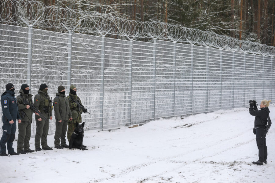 Baltarusijos pasienyje – nauji bandymai: Lietuva vėl fiksuoja neteisėtus migrantus