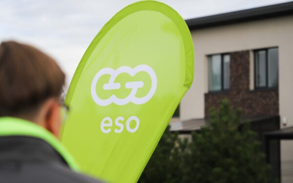 ESO siunčia svarbią žinią gyventojams: dalis už elektrą gali mokėti mažiau, bet to nežino