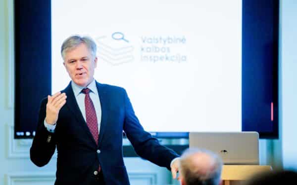 VTEK nesiims tyrimo dėl Valotkos pasisakymų apie „negrus“ ir „čigonus“