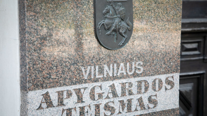 Teismas pasigailėjo neblaivaus vairavusio verslininko Daikerio, jo į kalėjimą nesiųs