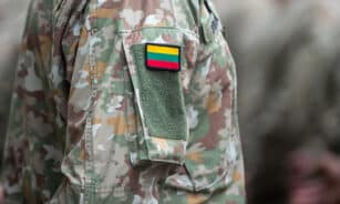 JKVM leitenanto laipsnio suteikimo ceremonija prie Krašto apsaugos ministerijos. ELTA / Orestas Gurevičius