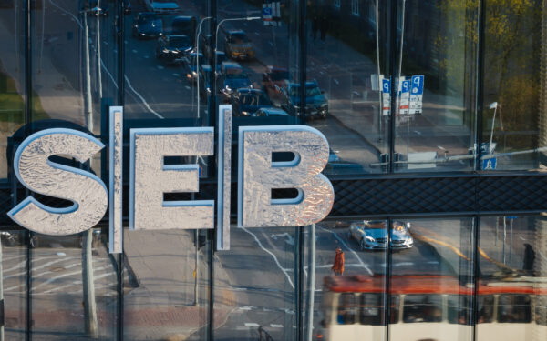 SEB 2025-ųjų metų skaičiai stebina: lietuviai skolinosi ir investavo rekordines sumas