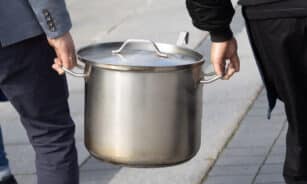 Maitinimo sektoriaus protesto akcija prie Vyriausybės dėl PVM tarifo. ELTA / Dainius Labutis