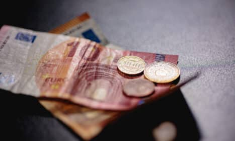 Pinigų iliustracija. ELTA / Josvydas Elinskas