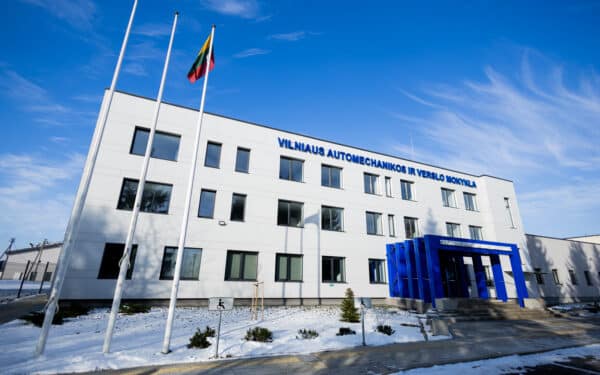 Policija ragina nepanikuoti: po grasinimų „Telegram“ tinkle, pamokos pirmadienį vyksta įprastai