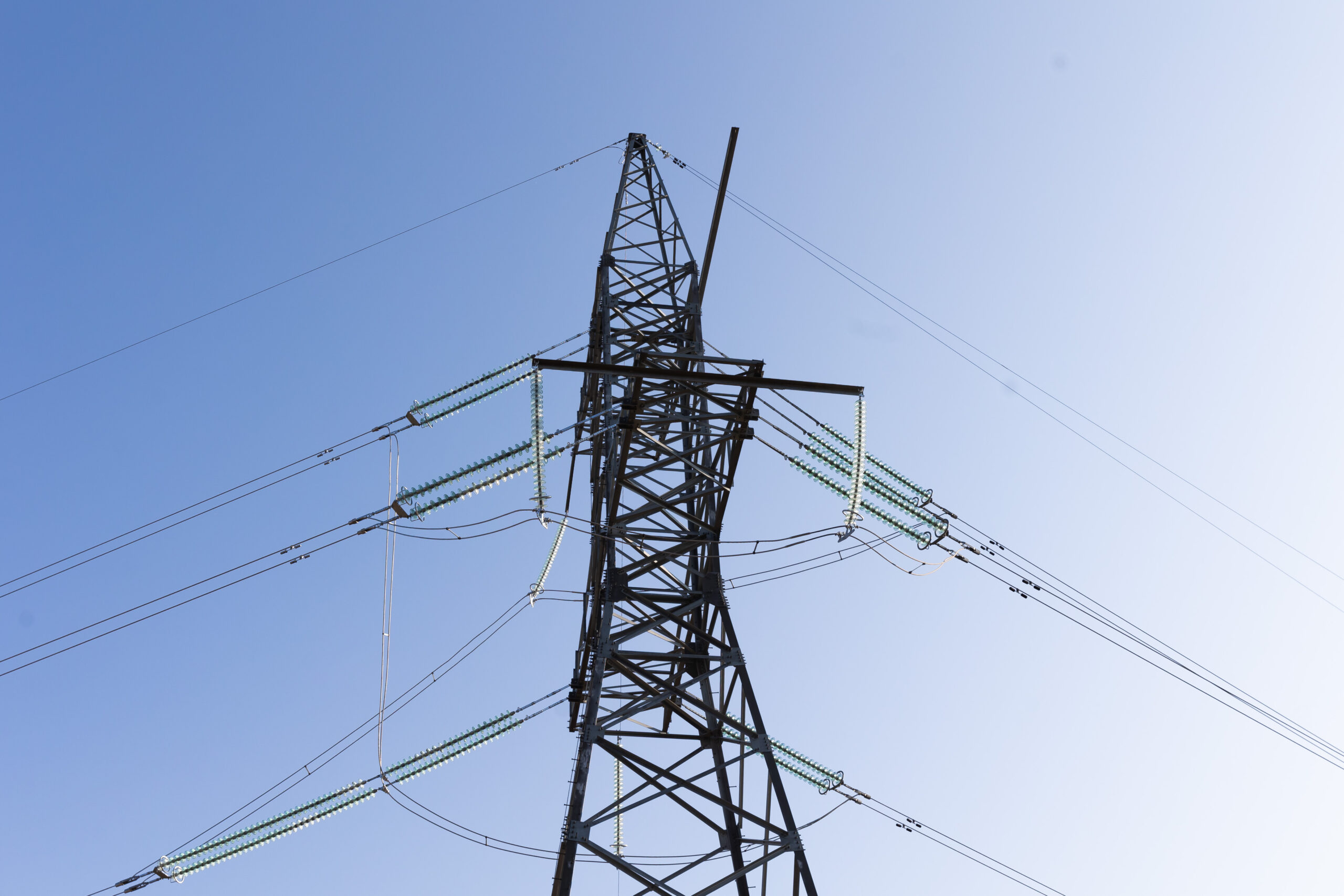 Vėjas atpūtė mažesnes kainas: gruodį elektros kainos Lietuvoje mažėjo ketvirtadaliu