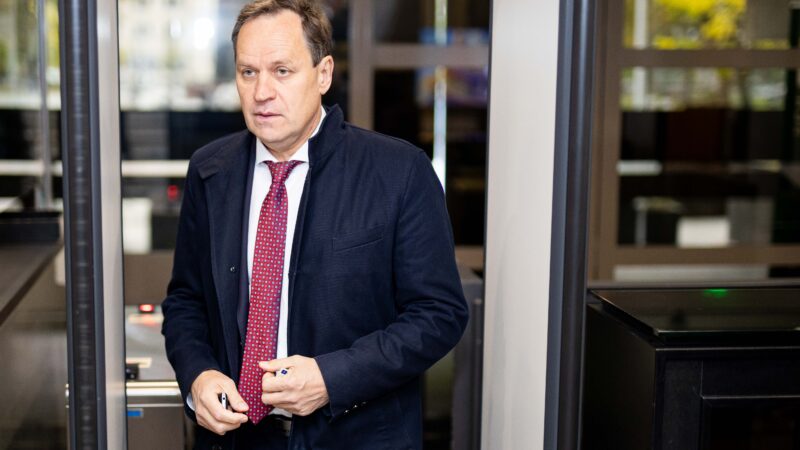 „Turime būti santūresni“: Tomaševskis dėl hibridinių atakų kaltę meta Lietuvai