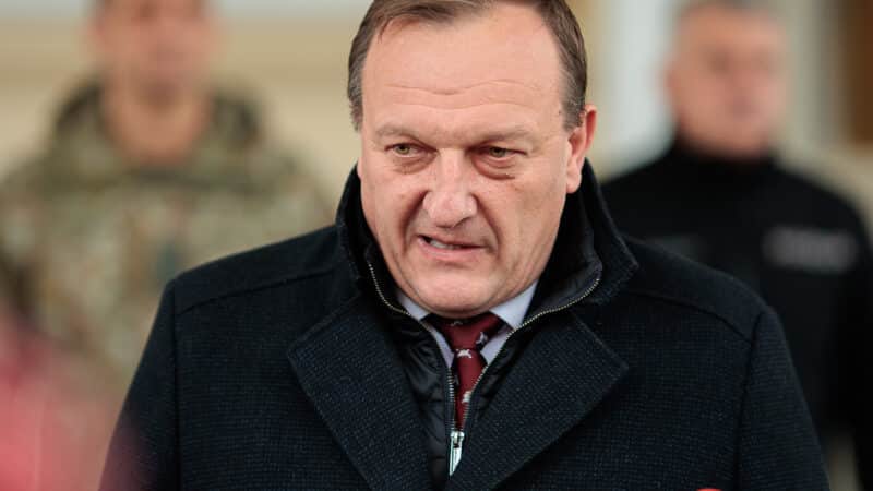 Seime – karštas mūšis dėl užsieniečių deportacijos: ministras siunčia griežtą signalą